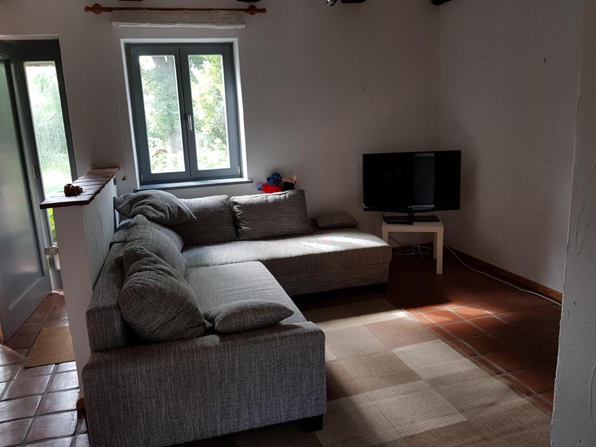 Grosse Wohnung / Haushaelfte In Peetzig Am See Ангермюнде Екстериор снимка