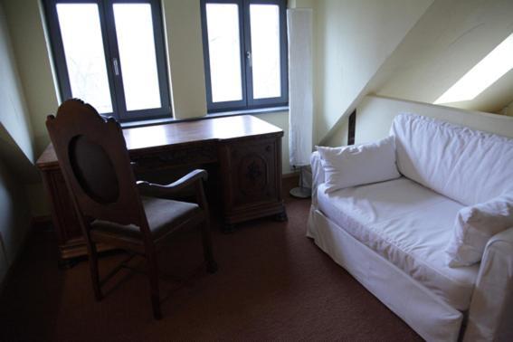 Grosse Wohnung / Haushaelfte In Peetzig Am See Ангермюнде Екстериор снимка