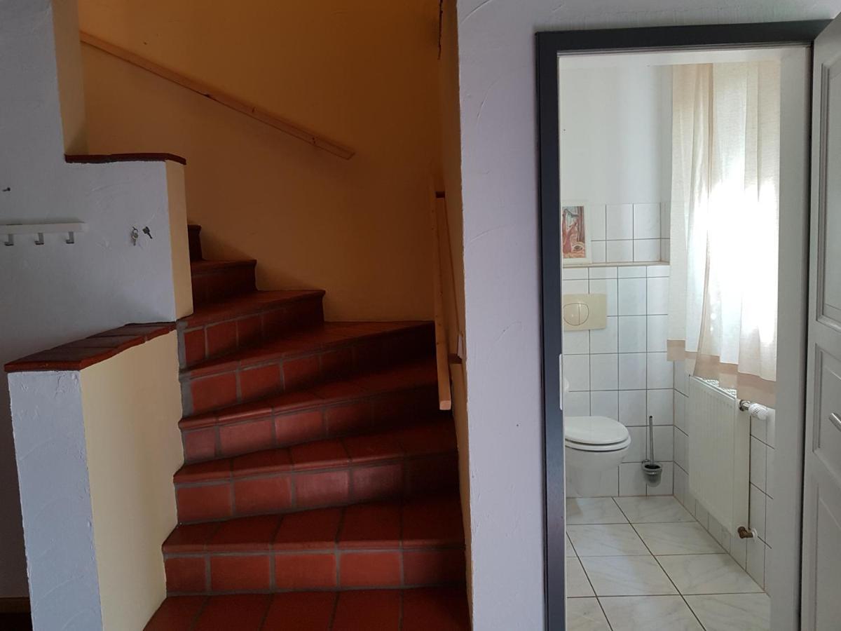 Grosse Wohnung / Haushaelfte In Peetzig Am See Ангермюнде Екстериор снимка